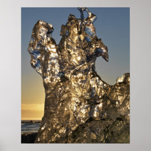 Poster Soleil doré vu par la formation d'iceberg