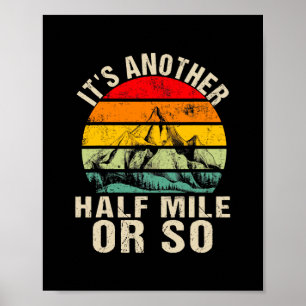 Poster Son Autre Randonnée De Camping À 800 Mètres