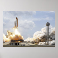 Space Shuttle Atlantis se lève sur 9