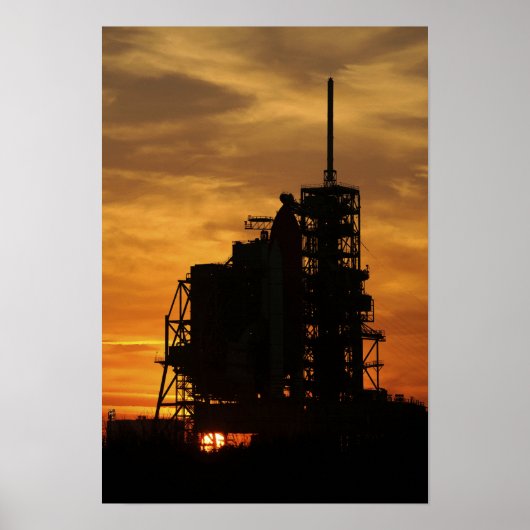 Poster Space Shuttle Atlantis sur le pad de lancement (Devant)