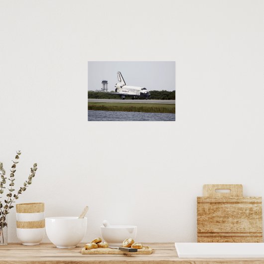 Poster Space Shuttle Discovery sur la piste (Cuisine)