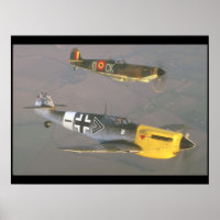 Spitfire (en haut) et Messerschmitt_Military Aircr