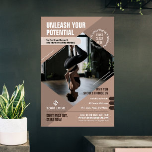 Poster Studio Yoga Neutre Beige Wellness Gym Promotion
