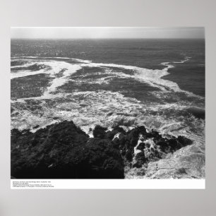 Poster Surf, rochers et lignes de mousse près de la stati