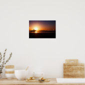 Poster Surfer sur la plage au coucher du soleil (Cuisine)
