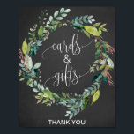 Poster Symbole Chalkboard Folift Cartes et cadeaux<br><div class="desc">Ce panneau de papier peint feuillu et de cartes cadeaux est parfait pour une mariage ou une douche nuptiale rustique. Le design est composé d'un cadre de feuilles verts et de plantes botaniques verdoyantes sur un arrière - plan en damier gris fusain. La ligne de texte en bas du panneau...</div>