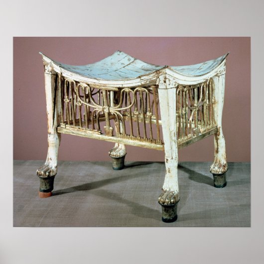 Poster Tabouret utilisé par le roi-enfant au début (Devant)