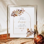 Poster TALIA Boho Chute Combien De Baisers Fête des marié<br><div class="desc">Cette enseigne de jeu de douche pour mme nuptiale comprend une arche bohème,  des flancs de terre aquarelle et une police de script manuscrite élégante avec une couleur d'accent terre cuite amusante. Cette affiche est l'ajout parfait à votre fête du saumon ou de l'automne.</div>