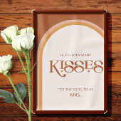 Poster Terracotta Arch devinez combien de baisers jeu de 