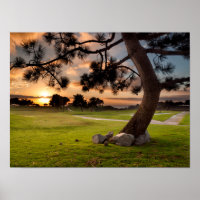 Terrain de golf au coucher du soleil