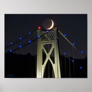 Poster Terthshine Crescent Moon sur un pont