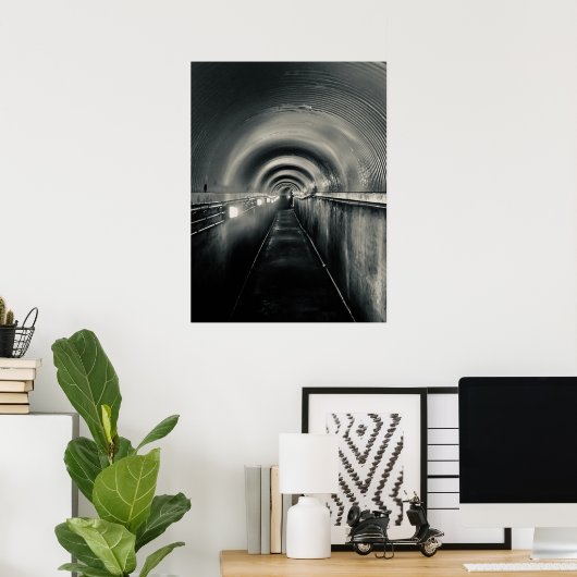 Poster The Quiet Passage (Bureau à domicile)