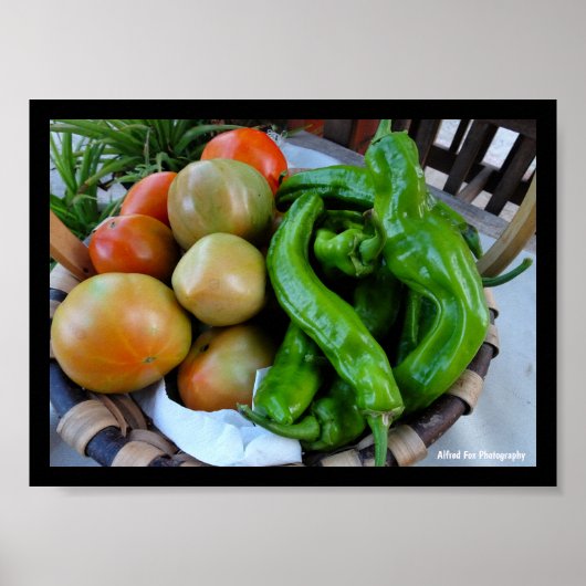 Poster Tomates et Poivrons Verts dans un Panier (Devant)