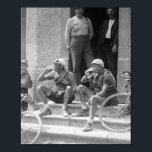 Poster Tour de France - Vintage Taking A Break<br><div class="desc">Tour de France - Vintage Taking A Break</div>