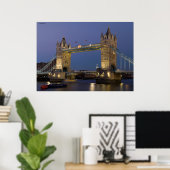 Poster Tower Bridge Londres Angleterre à Dusk (Bureau à domicile)