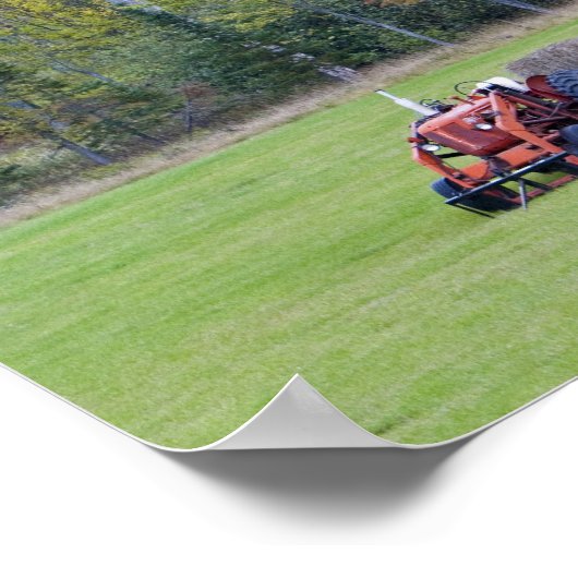 Poster Tracteur avec balle de foin en champ vert avec (Coin)
