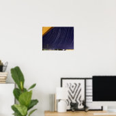 Poster Traînées d'étoiles des Perséides au-dessus des lum (Bureau à domicile)