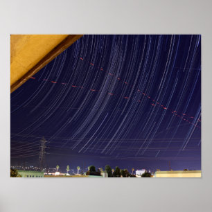 Poster Traînées d'étoiles des Perséides au-dessus des lum
