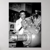 Poster Travailleuse en usine avec moteur d'aéronef (Devant)