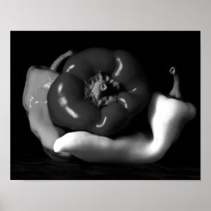 Poster Trio de poivrons en gros plan photographié en noir