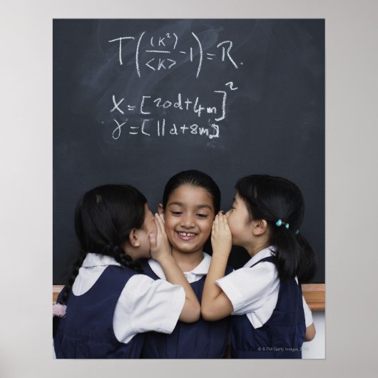 Poster Trois filles en classe chuchotant (Devant)