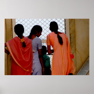 Poster Trois jeunes femmes