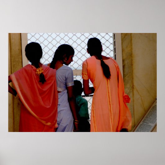 Poster Trois jeunes femmes (Devant)