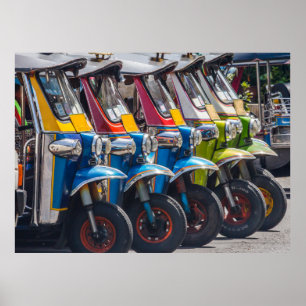 Poster Tuk tuk dans une rangée