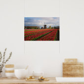 Poster Tulipes rouges et un moulin à vent (Cuisine)