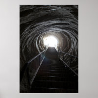 Tunnel de la grotte sombre