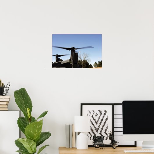 Poster Un CV-22 Osprey se prépare à décoller (Bureau à domicile)