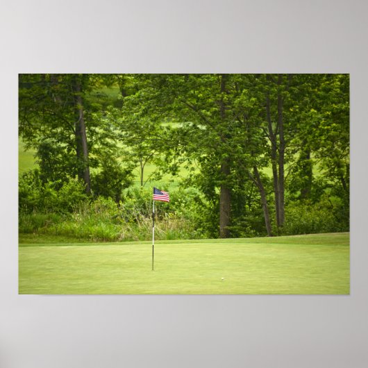Poster Un drapeau américain sur un green de golf (Devant)