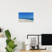 Poster Un homme et son monstre de jouets (Bureau à domicile)