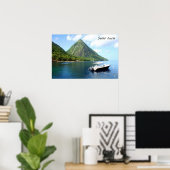 Poster Un hors-bord en face des Pitons à Sainte-Lucie (Bureau à domicile)