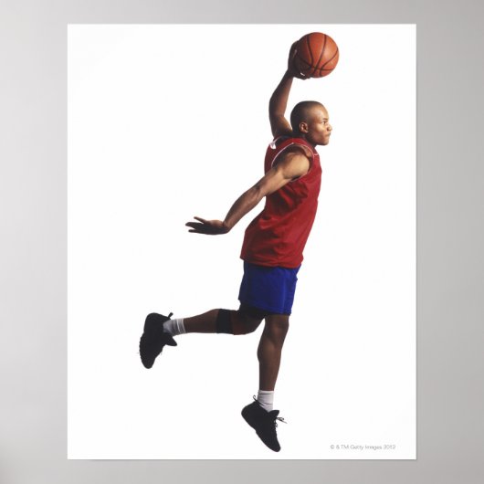 Poster un jeune joueur de basket-ball masculin vole (Devant)