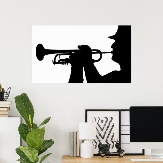 Poster Un membre de service joue une chanson (Bureau à domicile)