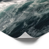 Poster Un phare entouré de vagues (Coin)