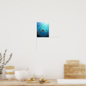 Poster Un plongeur aperçoit une créature marine géante (Cuisine)