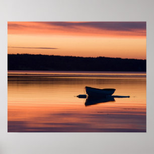 Poster Un skiff au lever du soleil dans Eggemoggin Reach