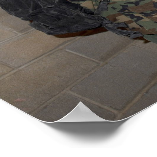 Poster Un soldat agit comme force d'opposition (Coin)