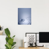 Poster Une goutte d'eau tombant dans un calme (Bureau à domicile)
