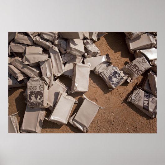 Poster Une pile de repas prêts à manger (Devant)