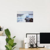 Poster Une vague de l'océan Atlantique s'écrase sur la cô (Bureau à domicile)