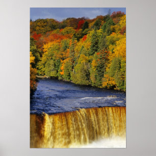 Poster Upper Tahquamenon Falls dans le Michigan en amont