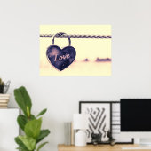 Poster Verrouillage d'amour en forme de coeur attaché à u (Bureau à domicile)