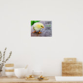 Poster "Vis et laisse vivre" avec le mignon jaune pousset (Cuisine)