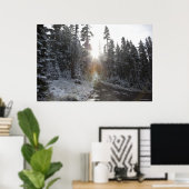 Poster Voie de terre neigeuse qui pénètre au soleil (Bureau à domicile)