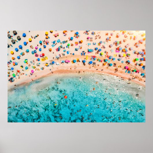 Poster Vue aérienne de la plage de sable avec des parasol (Devant)