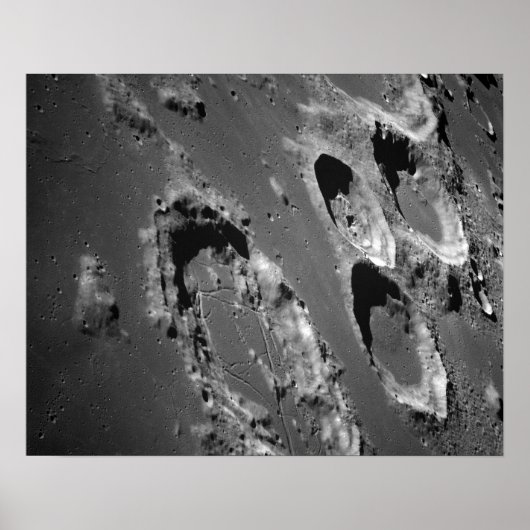 Poster Vue de la surface lunaire à partir d'Apollo 8 (Devant)