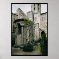 Vue extérieure de l'apsidiole de l'abbaye